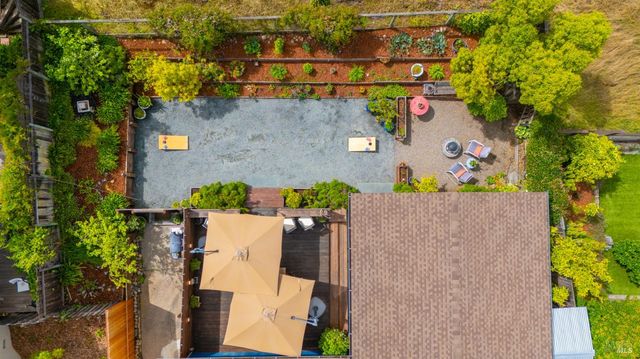 280 Devon Dr, San Rafael, CA 94903