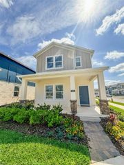 828 AUBEY LANE, Debary, FL 32713