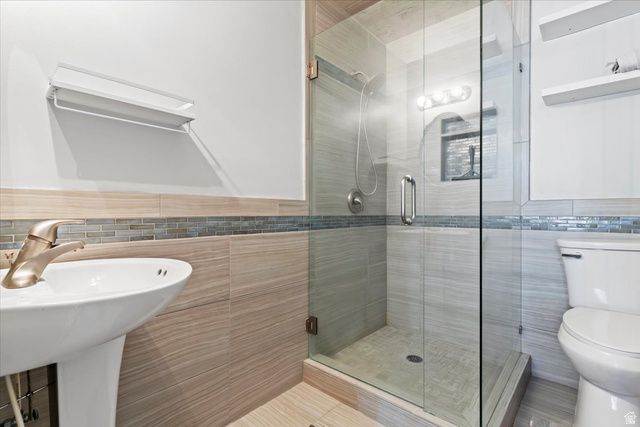 1541 E LONE PEAK DR, Holladay, UT 84117