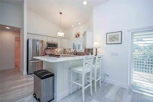 1890 Farm TRL, Sanibel, FL 33957