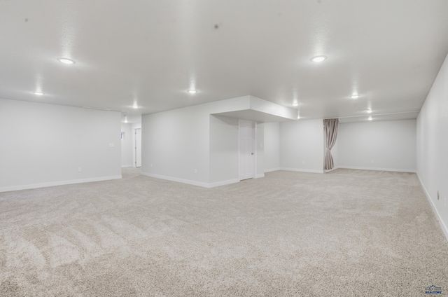 627 COPPERFIELD DR, Rapid City, SD 57703