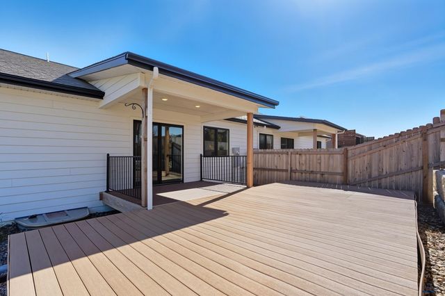 627 COPPERFIELD DR, Rapid City, SD 57703