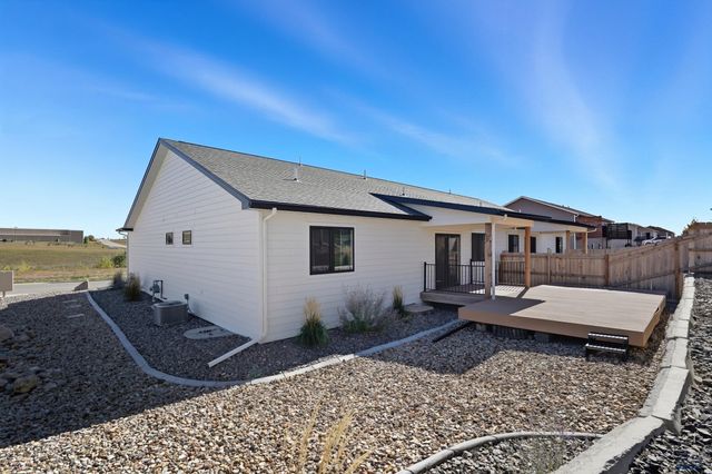 627 COPPERFIELD DR, Rapid City, SD 57703