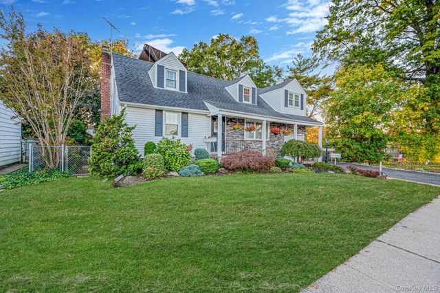 462 Hull Street, East Meadow, NY 11554