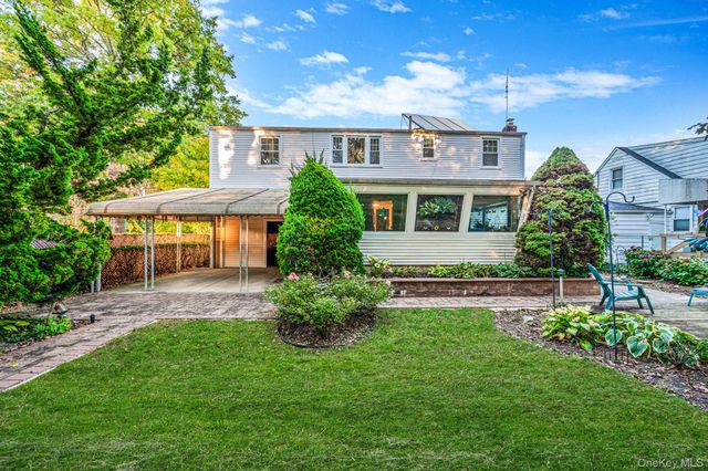 462 Hull Street, East Meadow, NY 11554