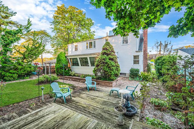 462 Hull Street, East Meadow, NY 11554
