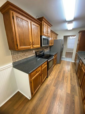 64 Hampton Circle, Niceville, FL 32578