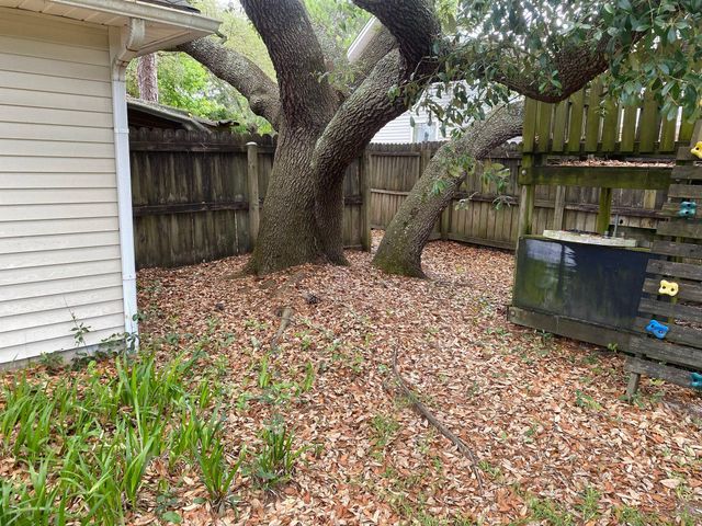 64 Hampton Circle, Niceville, FL 32578