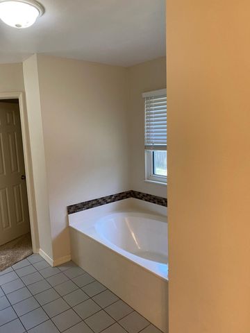 64 Hampton Circle, Niceville, FL 32578