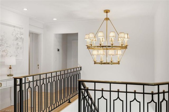 1355 4th ST S, Naples, FL 34102