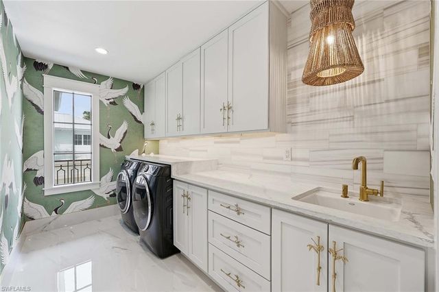 1355 4th ST S, Naples, FL 34102