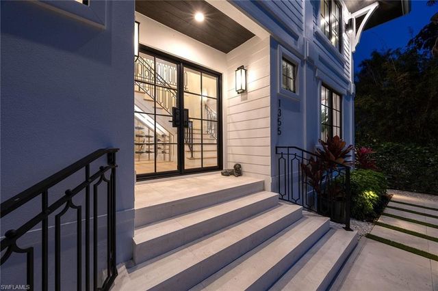 1355 4th ST S, Naples, FL 34102