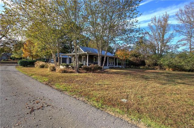1195 Grady Road, Rockmart, GA 30153
