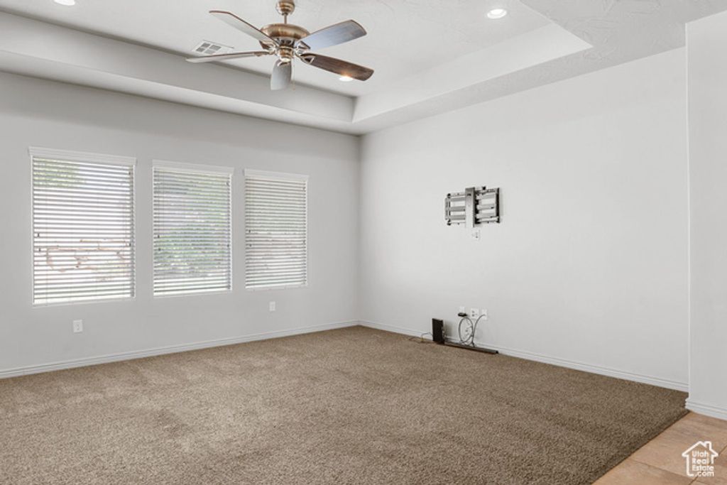 Image 9 of property listing at 1149 S 2970 E, St. George, UT 84790