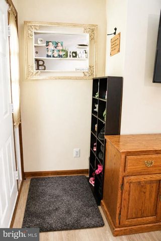 8809 DOVE DR, Bel Alton, MD 20611