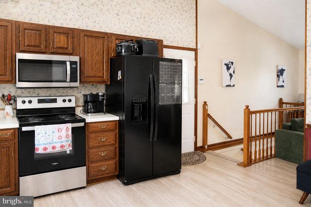 8809 DOVE DR, Bel Alton, MD 20611