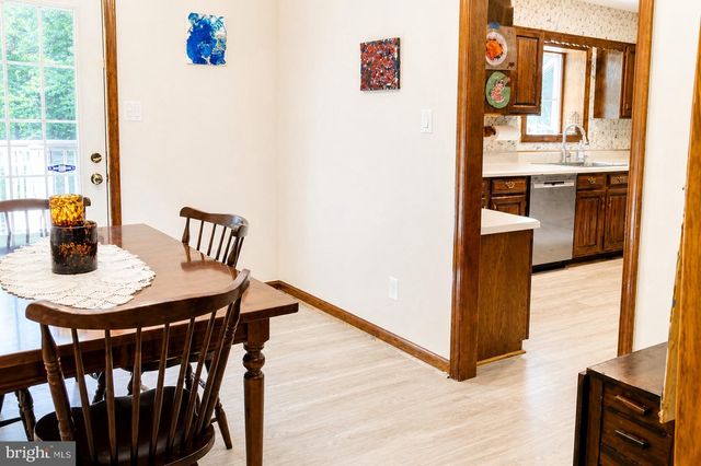 8809 DOVE DR, Bel Alton, MD 20611