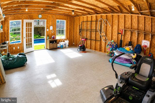 8809 DOVE DR, Bel Alton, MD 20611
