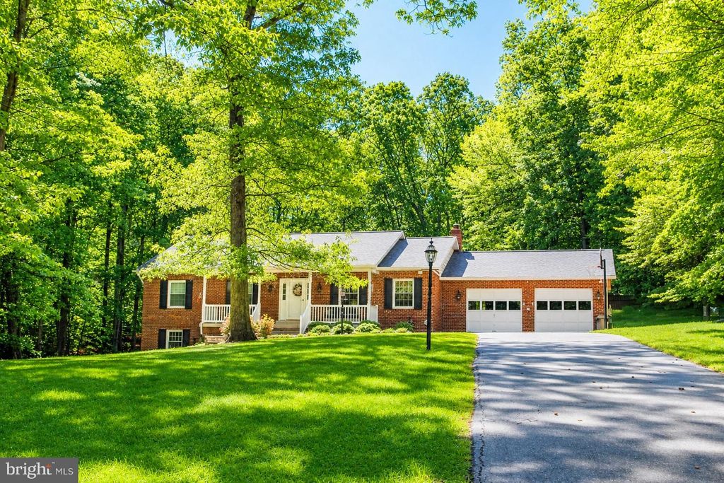 8809 DOVE DR, Bel Alton, MD 20611