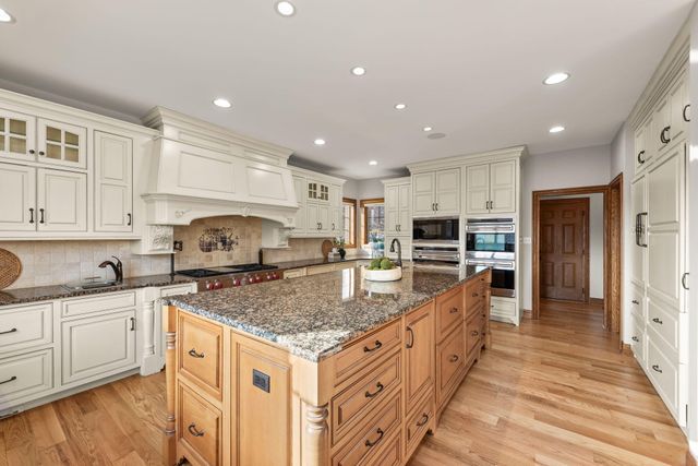 8955 Hillside Drive, St. John, IN 46373