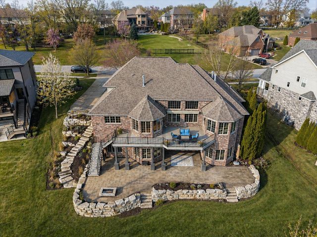 8955 Hillside Drive, St. John, IN 46373