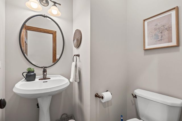 8955 Hillside Drive, St. John, IN 46373