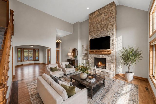 8955 Hillside Drive, St. John, IN 46373