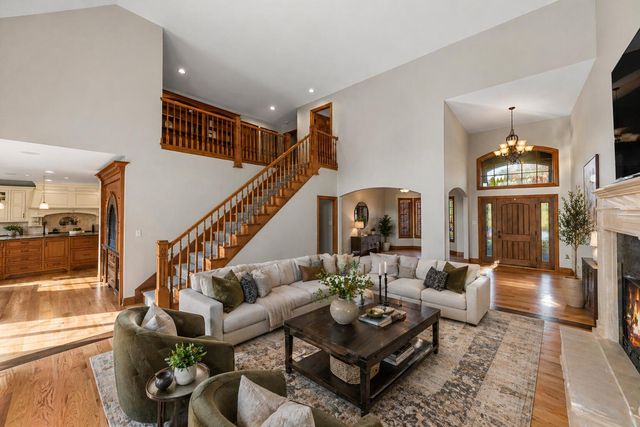 8955 Hillside Drive, St. John, IN 46373