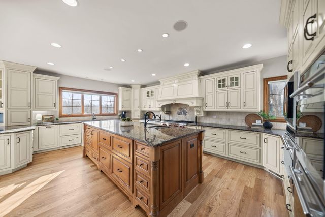 8955 Hillside Drive, St. John, IN 46373