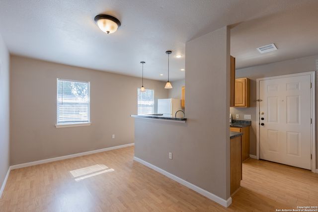 3727 Aragon Dr, San Antonio, TX 78211