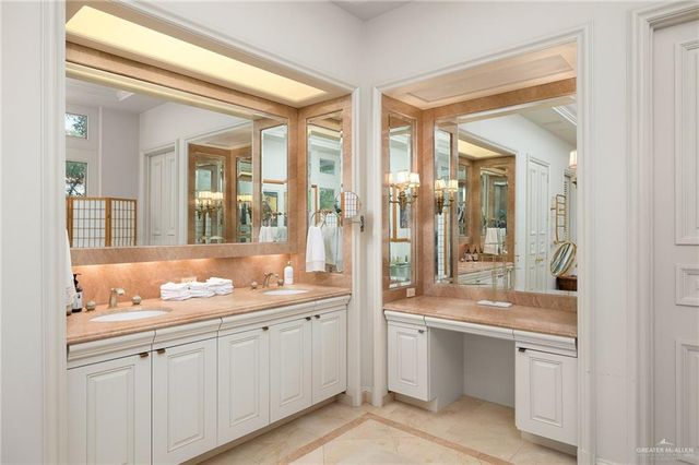 9 Old Orchard Road, Mcallen, TX 78503