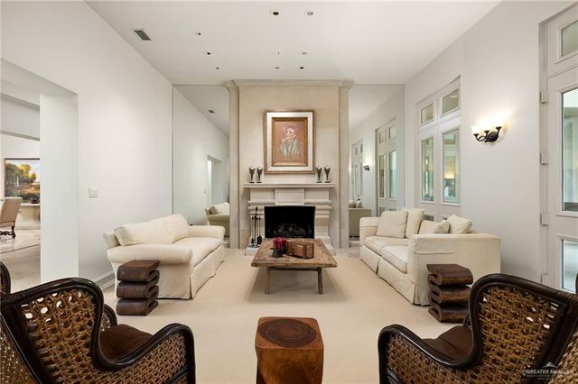 9 Old Orchard Road, Mcallen, TX 78503