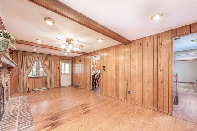 6077 Great Dane Drive, Bethel Park, PA 15102