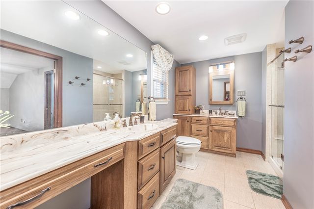 6077 Great Dane Drive, Bethel Park, PA 15102