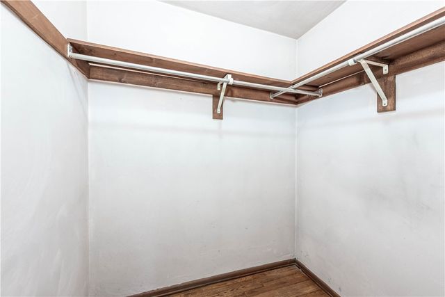 6077 Great Dane Drive, Bethel Park, PA 15102