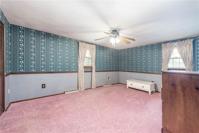 6077 Great Dane Drive, Bethel Park, PA 15102