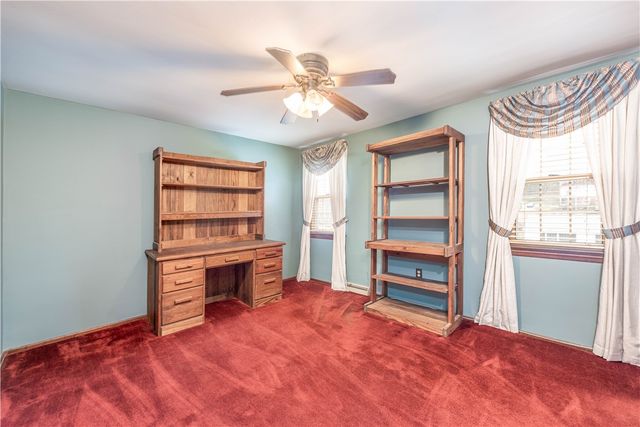 6077 Great Dane Drive, Bethel Park, PA 15102