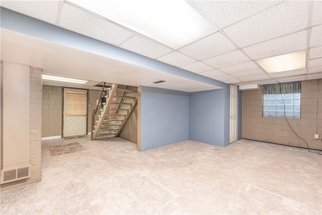 6077 Great Dane Drive, Bethel Park, PA 15102