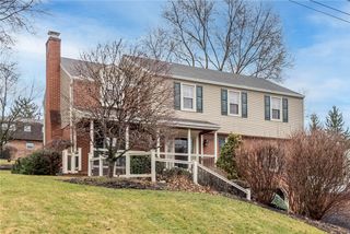 6077 Great Dane Drive, Bethel Park, PA 15102