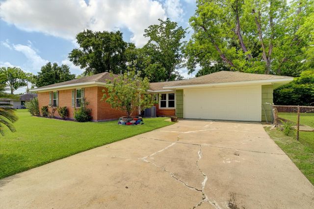 4502 Lido Lane, Houston, TX 77092
