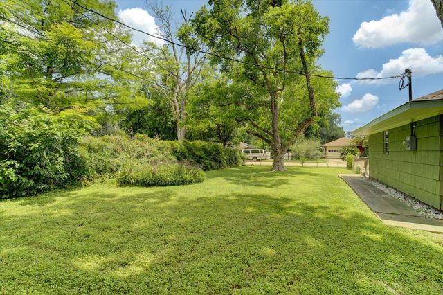 4502 Lido Lane, Houston, TX 77092