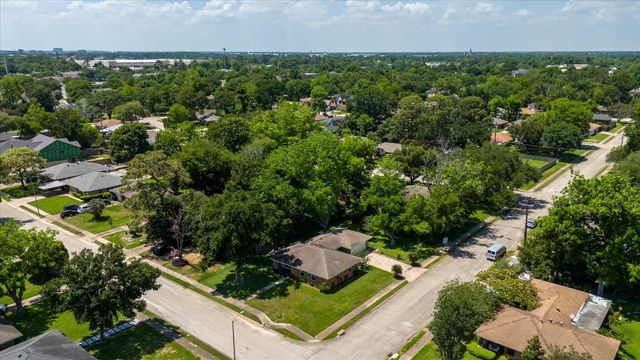 4502 Lido Lane, Houston, TX 77092