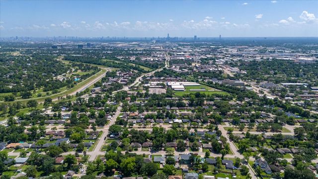 4502 Lido Lane, Houston, TX 77092