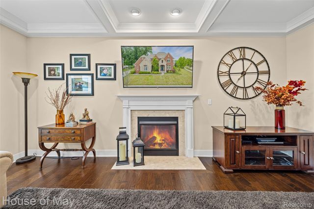 1950 Strawberry Court, Commerce Charter Township, MI 48382