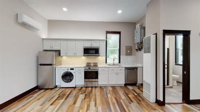 118 Makenick Street, Fox Lake, WI 53933