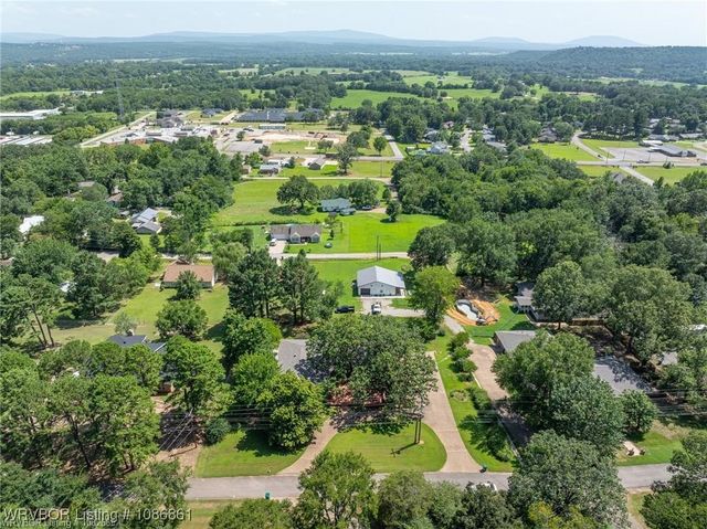 862 W 6th Street, Booneville, AR 72927