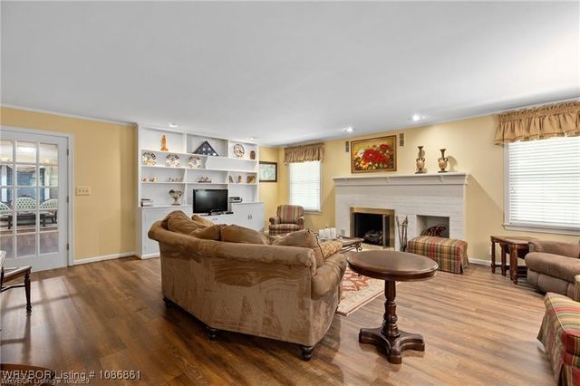 862 W 6th Street, Booneville, AR 72927