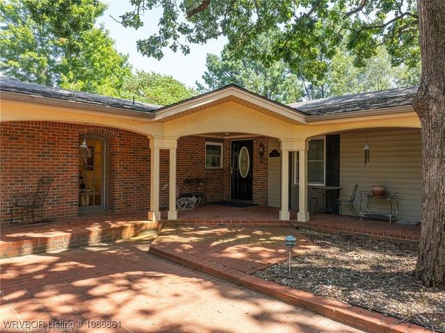 862 W 6th Street, Booneville, AR 72927