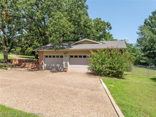 862 W 6th Street, Booneville, AR 72927