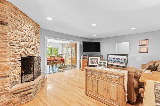 826 E Portland Street, Springfield, MO 65807